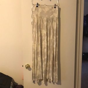 Billabong skirt size M